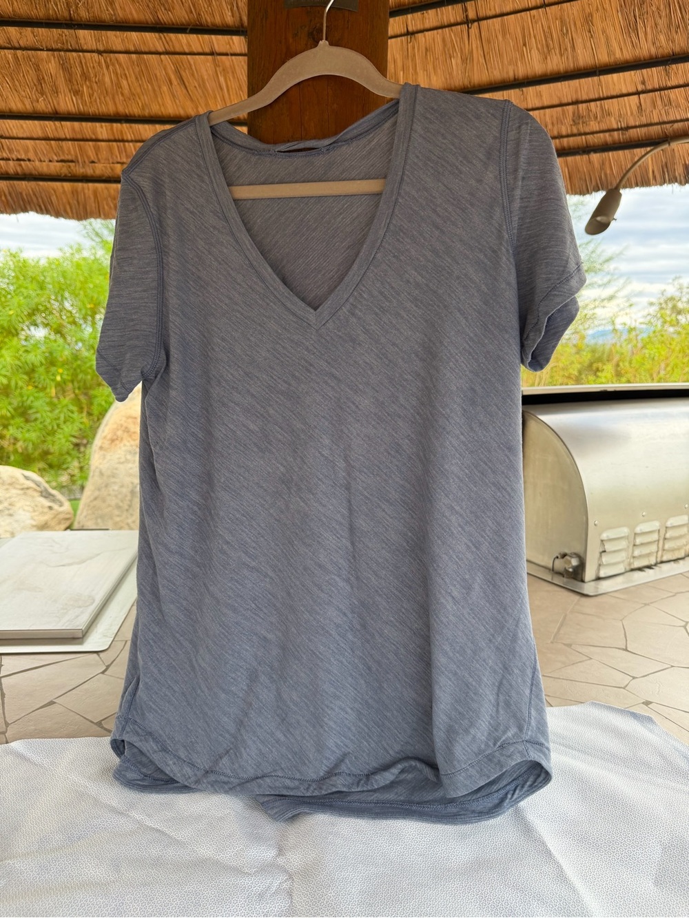 LULULEMON Love V-Neck T-Shirt. Size 12. Light blue
